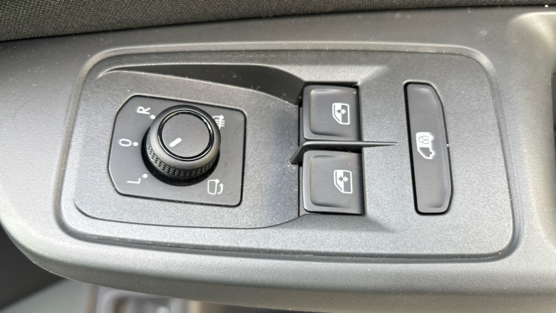 Ford Transit Connect 250 L2 Petrol 1.5 EcoBoost PHEV 150 Limited Van Auto